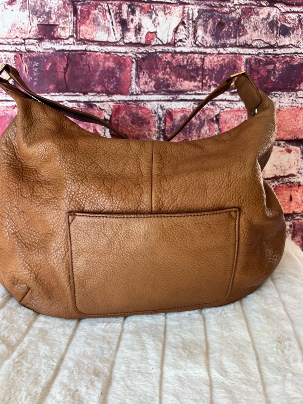 Tory Burch Kipp Perforated Logo Hobo Bag - Pebbled Tan Leather - Picture 4 of 13